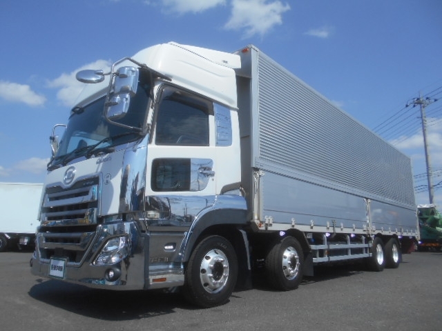 [アルミウイング] H30 クオン 4軸低床 後輪エアサス 積載13.4t 390馬力 ハイルーフ 日本トレクス 走行52.3万km