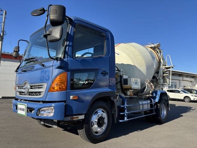 [コンクリートミキサー車] H17 レンジャー カヤバ製 容量6.3㎥ 積載7.79t 電動ホッパー 水タンク 車検付