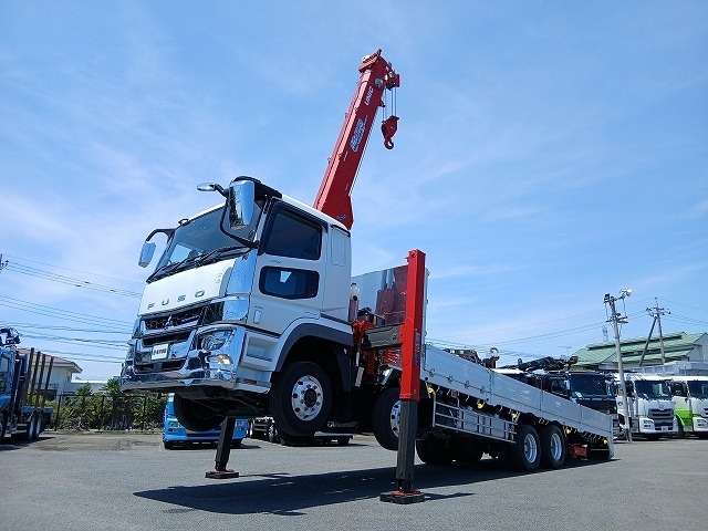 [クレーン付ハイジャッキセルフ] R3 Sグレート URU605ラジコン付 4.9t吊 Rジャッキ付 4軸低床 積載9.3t ウインチ付 走行1.6万㎞ 車検付R9/6